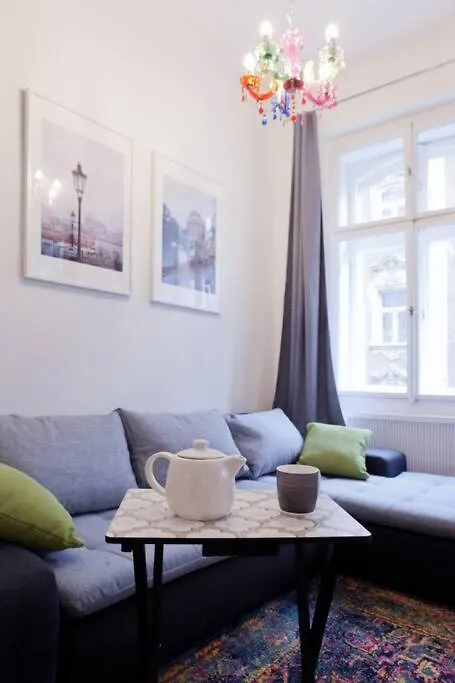 Prague Center Apartment With Fireplace Tjeckien